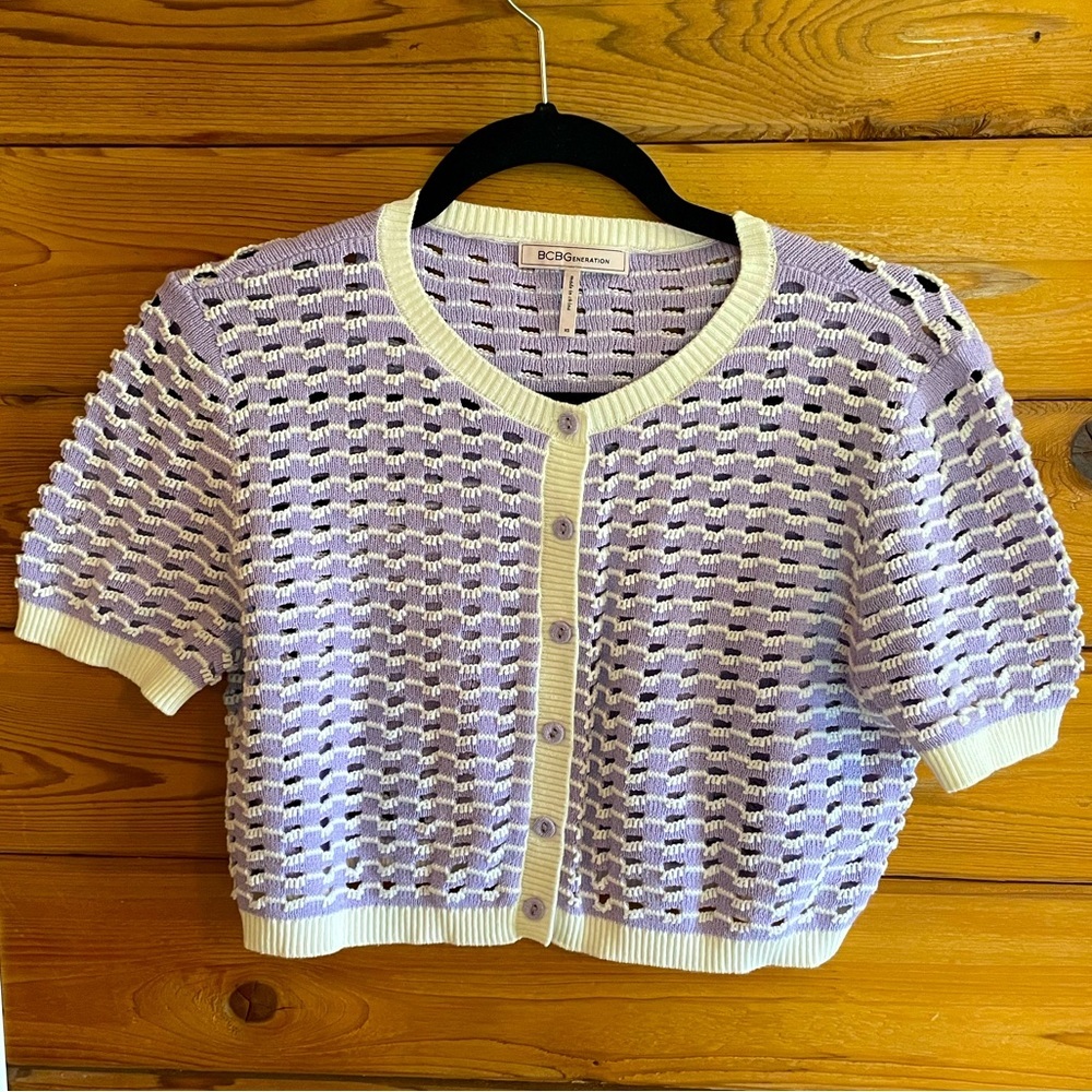 BCBGeneration purple and white button up knit crop short sleeve sweater XS